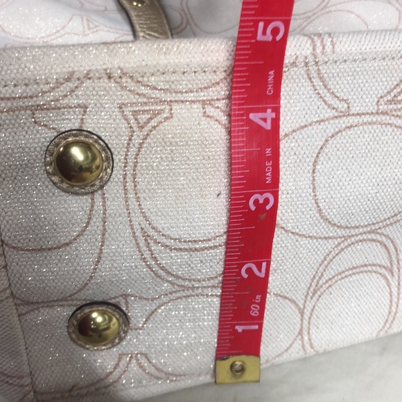 Coach Signature Gold Glitters Sparkly - Picture 11 of 16
